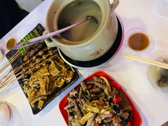 -正宗南铁拉叔沙煲螺·烧烤·秘制靓粥(南铁总店)