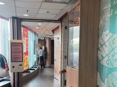 -麦当劳(虹梅路地铁站店)