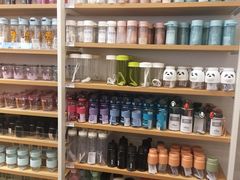 -名创优品(中原万达2F店)