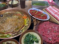 -滇翁·云南酸菜牛肉火锅(合肥首店坝上吾悦广场店)