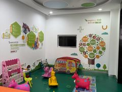 -雅悦齿科(顾村公园店)