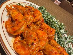 西班牙蒜香油爆虾-ZAFFERANO西班牙海鲜饭(上海首店)