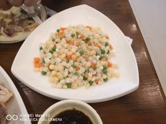 -侬佳蒸菜馆(听潮店)