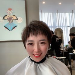 -MOVAN  HAIR莫凡匠人发型屋