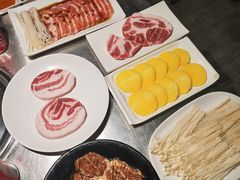 -韩聚屋韩国烤肉餐厅(新北万达店)