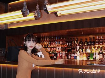 魔都早C晚A好去处｜暗门神秘酒吧