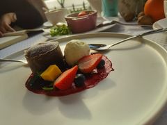 熔岩巧克力蛋糕配香草冰淇淋-望海·帆船主题咖啡厅•品茗下午茶(石湖景区店)