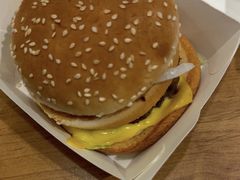 重装芝牛国王堡-汉堡王(北京三里屯购物中心)