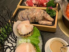 -湊湊火锅·茶憩(打浦桥日月光店)