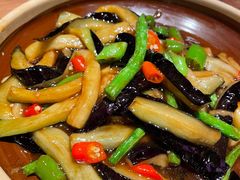 -泥糊破店小酒馆·团建聚餐(南京西路店)