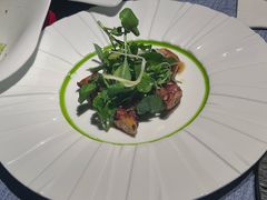 -弦月窗LUNETTE BY AMANDA(复兴路店)