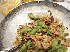 -费大厨辣椒炒肉(黄兴中心广场店)