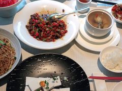 -千百味红餐厅·江西菜(绿地双子塔店)