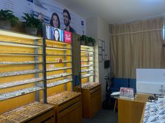 -优医视平价眼镜蔡司依视路折扣工厂店(十里堡店)