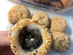 -白玉兰食品甜凤店(合生汇店)
