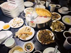 -蒙肥羊·酸汤潮牛·鲜牛肉火锅烤肉自助(岗顶店)