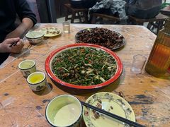 -江湖黑大兔(杨家坪店)