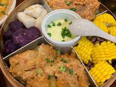 -黄桷树曹家私房菜(江与城店)