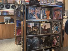-黑胶星球(华发中城商都店)
