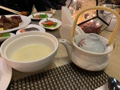 -亮马河饭店翠雅咖啡厅