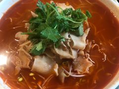 -品悦酒店(三林古镇店)