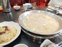 -老来福·非遗酸汤兔(凯旋路店)