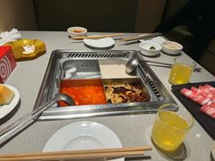 -海底捞火锅(宝龙广场夜宵主题店)