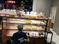 面包甜点陈列柜-山崎面包(静安久光店)