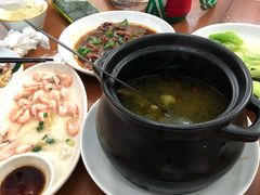 本鸡煲-宾湖农庄·农场特色(太湖龙之梦店)