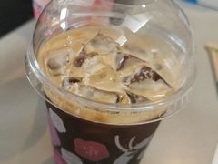 粉樱气泡咖啡-瑞幸咖啡(皇城广场店)