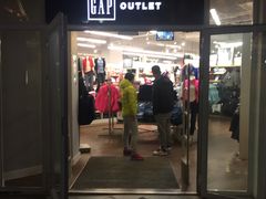 -GAP(王府井奥莱·香江小镇店)