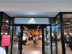 -宁波杉井奥特莱斯广场