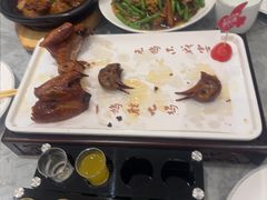 -朱记乳鸽王·非遗石岐乳鸽·全鸽宴(大兴旗舰店)