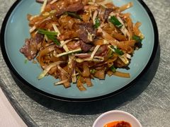 雪花牛肉炒河粉-天瑞轩·粤菜餐厅
