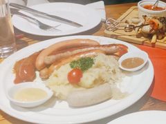 -申德勒加油站餐厅(三里屯北小街店)