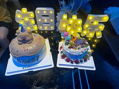 -唯爱KTV聚会餐厅(仙林东城汇店)