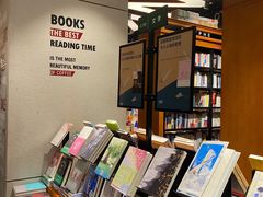 -SISYPHE BOOKS西西弗书店(龙湖滨江天街店)