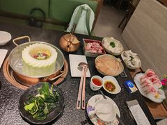 -得意咚瓜·顺德鱼生·冬瓜火锅(深圳首店)