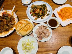 -李连贵酒家熏肉大饼(昆明街店)
