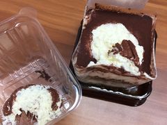 -红宝石·鲜奶小方·海派西点房(南丹店)