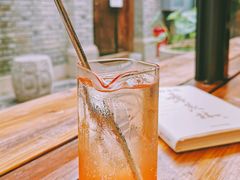 玫瑰百香气泡水-糖房咖啡(南锣鼓巷店)