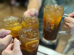 老板娘特制冻柠茶-長壹旋转烤吧 农家鸡火锅