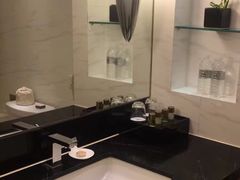 -上海新锦江大酒店
