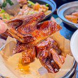这个乳鸽真滴会bao汁，又嫩又脆！