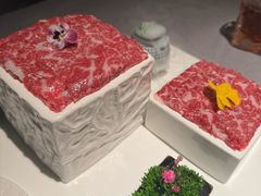 -左庭右院鲜牛肉火锅黑金店(陆家嘴中心店)