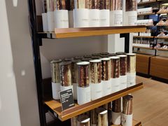 零售区-Laderach 莱德拉(上海环贸iapm店)