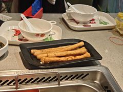-海底捞火锅(新松江路生日主题店)