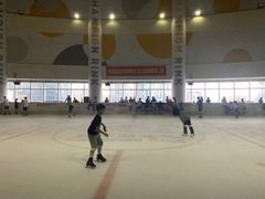 -冠军冰场CHAMPION RINK(百联又一城店)