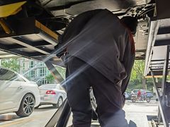 -昆仑润滑汽车服务中心(世纪金源旗舰店)