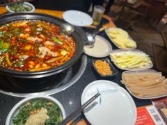 -小饕荟雅安贡椒鱼鲜馆(广福桥店)